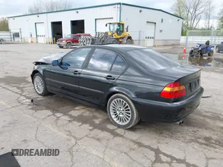 2003 BMW 3 Series 325xi z VIN WBAEU33423PM56083, wystawiony jako IAAI lot #42151823 z przebiegiem 206 881 mil mil oraz . Historia ofert i sprzedaży dostępna na DreamBid. Obrazek 3.