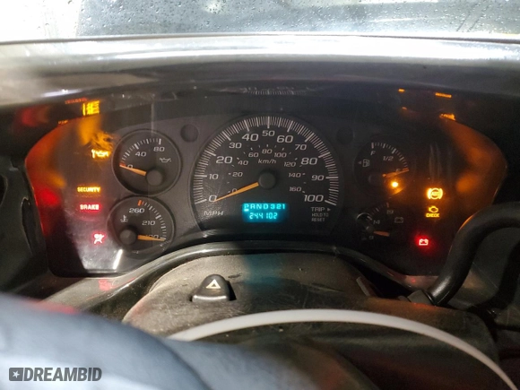 2006 GMC Savana Cargo Van YF7 Upfitter with VIN 1GDFH15T961127209, listed as a Copart auction lot 73216384 with 244,102 mi miles and Salvage Title. Bid and sale history available at carsss.com. Image 9.