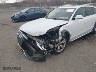 2016 Audi allroad Premium Plus with VIN WA1UFAFL5GA010559, listed as a IAAI auction lot 41918324 with NaN miles. Bid and sale history available at carsss.com. Image 6.