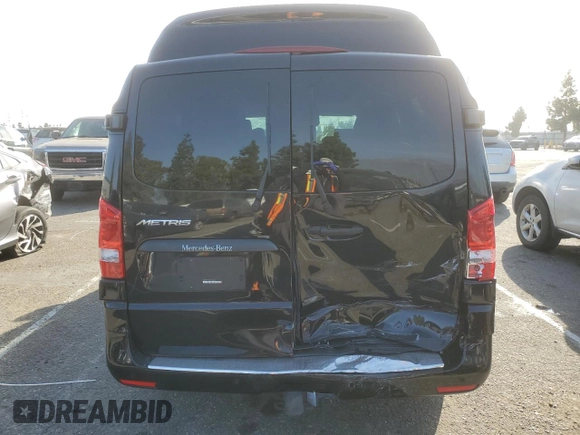 2017 Mercedes-Benz Metris Passenger z VIN WD4PG2EE6H3326525, wystawiony jako Copart lot #86748464 z przebiegiem Nie podano mil oraz Szkoda całkowita • Salvage title. Historia ofert i sprzedaży dostępna na DreamBid. Obrazek 6.