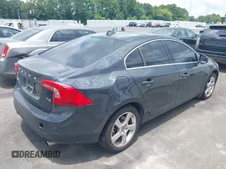2012 Volvo S60 T5 with VIN YV1622FS8C2119975, listed as a IAAI auction lot 42647679 with 143,661 mi miles and . Bid and sale history available at DreamBid. Image 4.
