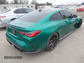2023 BMW M4 Competition xDrive z VIN WBS43AZ05PCL26010, wystawiony jako IAAI lot #42153303 z przebiegiem 19 839 mil mil oraz . Historia ofert i sprzedaży dostępna na DreamBid. Obrazek 4.