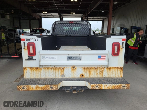 2018 Ford F-250 XL with VIN 1FD7X2B60JEB74688, listed as a IAAI auction lot 42610468 with 225,435 mi miles and . Bid and sale history available at DreamBid. Image 9.