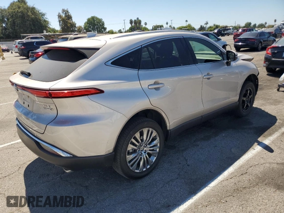 2022 Toyota Venza LE with VIN JTEAAAAH0NJ117778, listed as a Copart auction lot 70508694 with 31,492 mi miles and Salvage Title. Bid and sale history available at carsss.com. Image 3.
