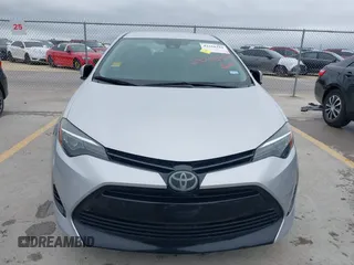 2018 Toyota Corolla L z VIN 5YFBURHE7JP822870, wystawiony jako IAAI lot #42318344 z przebiegiem 118 519 mil mil oraz . Historia ofert i sprzedaży dostępna na DreamBid. Obrazek 12.