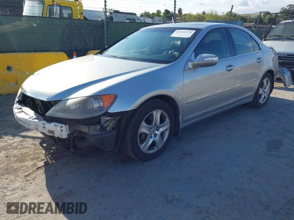2006 Acura RL with VIN JH4KB16526C005234, listed as a IAAI auction lot 42130374 with 343,839 mi miles and . Bid and sale history available at DreamBid. Image 2.