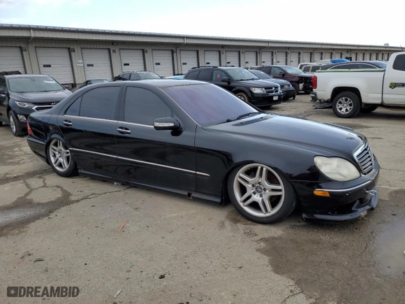 2006 Mercedes-Benz S-Class 5.0L with VIN WDBNG75JX6A483817, listed as a Copart auction lot 44381565 with 0 mi miles and Non Repairable. Bid and sale history available at carsss.com. Image 4.
