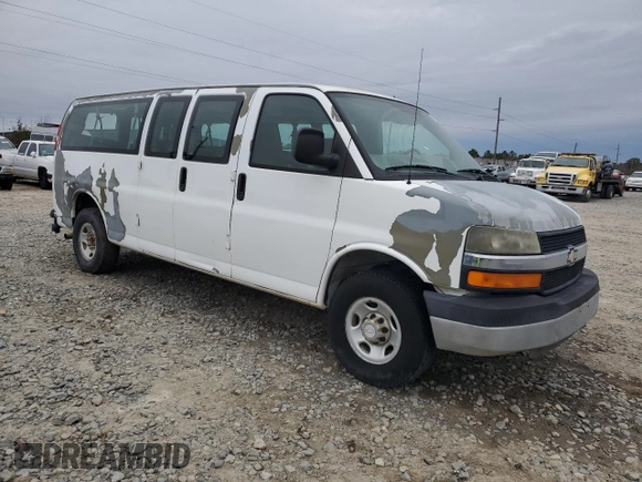 2007 Chevrolet Express Passenger with VIN 1GAHG39UX71101095, listed as a Copart auction lot 41585775 with 356,651 mi miles and Salvage title. Bid and sale history available at DreamBid. Image 4.