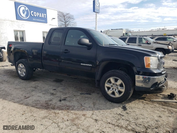 2013 GMC Sierra 1500 SLE with VIN 1GTR2VE78DZ382400, listed as a Copart auction lot 85715034 with 162,143 mi miles and Salvage Title. Bid and sale history available at carsss.com. Image 4.