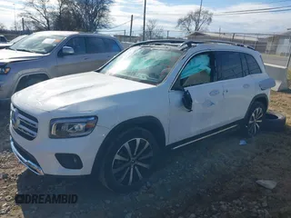 2023 Mercedes-Benz GLB 250 z VIN W1N4M4GB0PW311772, wystawiony jako IAAI lot #41192570 z przebiegiem 20 548 mil mil oraz . Historia ofert i sprzedaży dostępna na DreamBid. Obrazek 19.