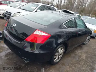 2008 Honda Accord Cpe LX-S with VIN 1HGCS12328A022304, listed as a IAAI auction lot 41541266 with 206,948 mi miles. Bid and sale history available at carsss.com. Image 4.