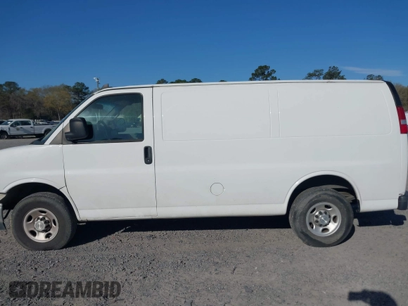2021 Chevrolet Express Cargo with VIN 1GCWGAF7XM1205308, listed as a IAAI auction lot 41829936 with 64,548 mi miles and . Bid and sale history available at DreamBid. Image 15.