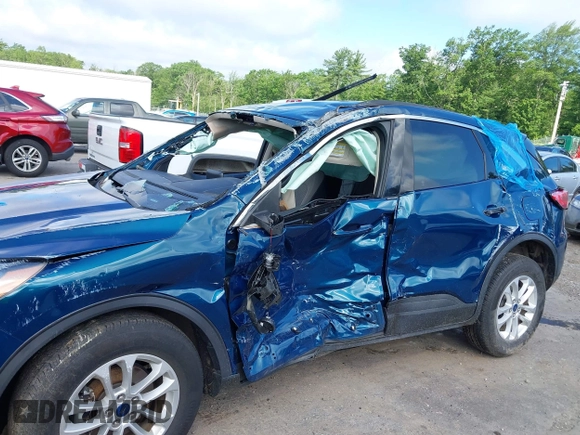 2020 Ford Escape SE with VIN 1FMCU9G68LUA19176, listed as a IAAI auction lot 42514304 with 40,646 mi miles and . Bid and sale history available at DreamBid. Image 6.