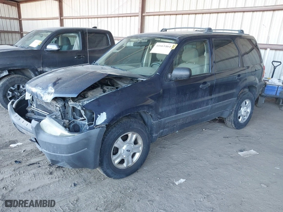 2004 Ford Escape XLT with VIN 1FMYU93194KA77634, listed as a IAAI auction lot 41663464 with 149,600 mi miles. Bid and sale history available at carsss.com. Image 17.