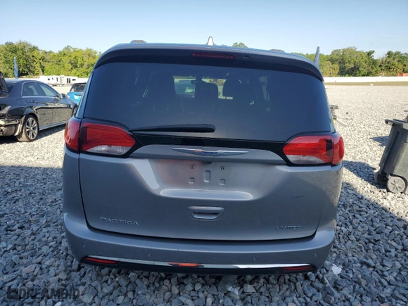 2017 Chrysler Pacifica Limited with VIN 2C4RC1GG9HR504295, listed as a Copart auction lot 52071935 with 116,884 mi miles and Salvage Title. Bid and sale history available at carsss.com. Image 6.
