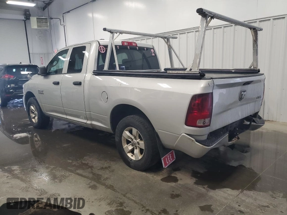 2018 Ram 1500 Express z VIN 1C6RR7FGXJS215702, wystawiony jako Copart lot #51058425 z przebiegiem 183 199 mil mil oraz Szkoda całkowita • Salvage title. Historia ofert i sprzedaży dostępna na DreamBid. Obrazek 2.