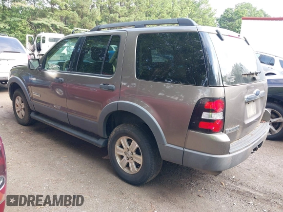 2006 Ford Explorer XLT with VIN 1FMEU73E26UA23609, listed as a IAAI auction lot 42577068 with 211,357 mi miles and . Bid and sale history available at DreamBid. Image 3.