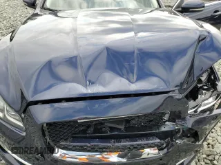 2017 Jaguar XJ R-Sport with VIN SAJWA1C70H8W05558, listed as a Copart auction lot 59759165 with 102,230 mi miles and Salvage title. Bid and sale history available at DreamBid. Image 11.