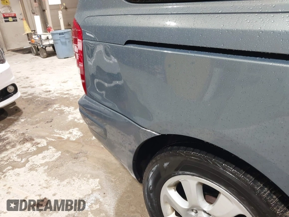2007 Hyundai Entourage GLS с VIN KNDMC233176025894, выставлен на аукционе IAAI как лот 42290212 с пробегом 188 246 миль миль и . История ставок и продаж доступна на DreamBid. Изображение 12.