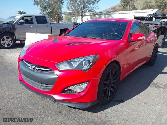 2013 Hyundai Genesis Coupe 3.8 R-Spec with VIN KMHHU6KJ3DU110342, listed as a IAAI auction lot 41716664 with 92,489 mi miles. Bid and sale history available at carsss.com. Image 2.