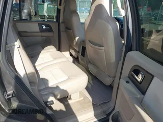 2006 Ford Expedition Eddie Bauer z VIN 1FMFU17586LA66711, wystawiony jako IAAI lot #41984167 z przebiegiem 225 284 mil mil oraz . Historia ofert i sprzedaży dostępna na DreamBid. Obrazek 8.