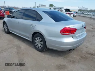 2013 Volkswagen Passat Wolfsburg Edition with VIN 1VWAH7A37DC132561, listed as a IAAI auction lot 41913353 with 125,709 mi miles and . Bid and sale history available at DreamBid. Image 3.
