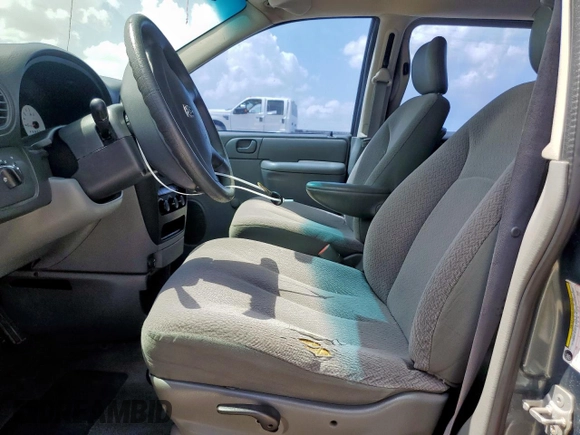 2007 Dodge Caravan SE with VIN 1D4GP25R67B188845, listed as a Copart auction lot 61032705 with 159,853 mi miles and Salvage title. Bid and sale history available at DreamBid. Image 7.