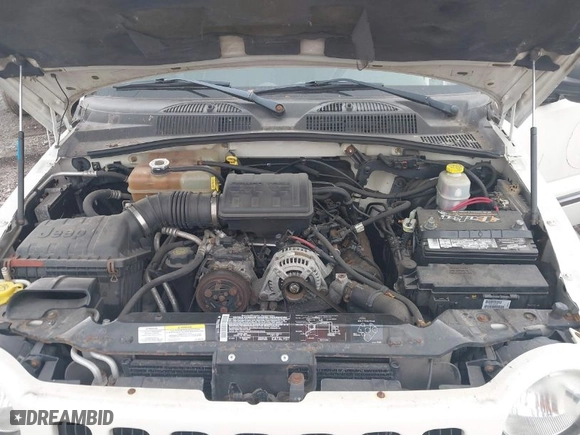 2003 Jeep Liberty Sport with VIN 1J4GL48K83W671530, listed as a IAAI auction lot 41899941 with 91,019 mi miles. Bid and sale history available at carsss.com. Image 10.