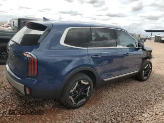 2023 Kia Telluride EX with VIN 5XYP34GC0PG393483, listed as a Copart auction lot 48908045 with 41,064 mi miles and Salvage Title. Bid and sale history available at DreamBid. Image 3.