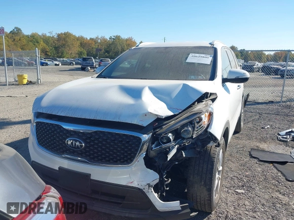 2016 Kia Sorento LX with VIN 5XYPGDA50GG136693, listed as a IAAI auction lot 40649800 with 67,281 mi miles. Bid and sale history available at carsss.com. Image 13.
