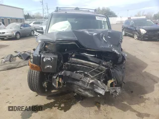 2010 Jeep Commander Limited with VIN 1J4RG5GTXAC113187, listed as a Copart auction lot 51625974 with Not provided miles and Non repairable. Bid and sale history available at DreamBid. Image 5.