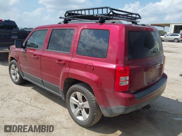 2014 Jeep Patriot Latitude z VIN 1C4NJPFB1ED859456, wystawiony jako IAAI lot #42471828 z przebiegiem 66 233 mil mil oraz . Historia ofert i sprzedaży dostępna na DreamBid. Obrazek 3.