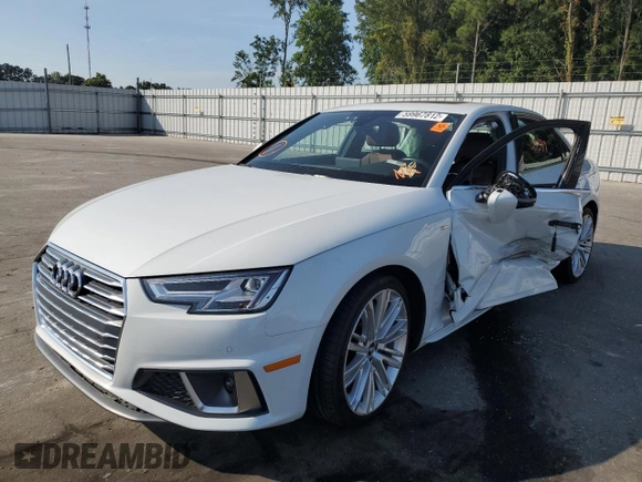 2019 Audi A4 Premium Plus with VIN WAUENAF45KN011604, listed as a Copart auction lot 59967812 with 33,399 mi miles. Bid and sale history available at carsss.com. Image 2.