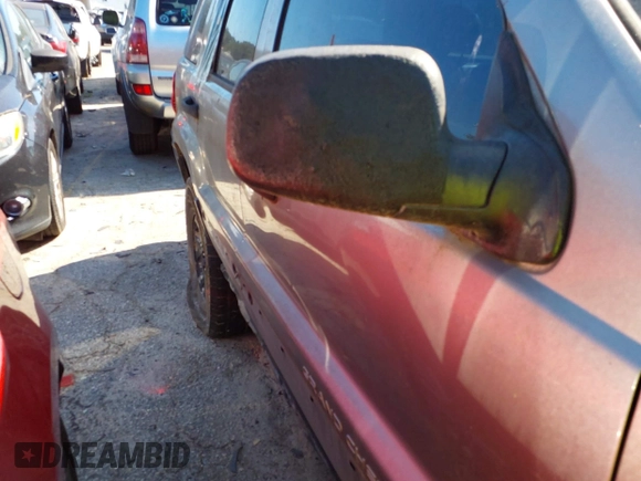 1999 Jeep Grand Cherokee Laredo with VIN 1J4GW58S0XC678864, listed as a IAAI auction lot 37593033 with Not provided miles and . Bid and sale history available at DreamBid. Image 6.