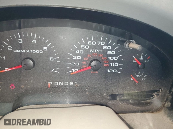 2007 Ford F-150 STX with VIN 1FTRX12W87FB32957, listed as a Copart auction lot 41818135 with 180,590 mi miles and Salvage Title. Bid and sale history available at DreamBid. Image 9.