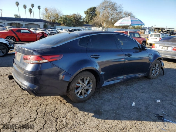 2019 Kia Optima SX with VIN 5XXGW4L20KG315190, listed as a Copart auction lot 87968565 with 99,161 mi miles and Salvage Title. Bid and sale history available at carsss.com. Image 3.