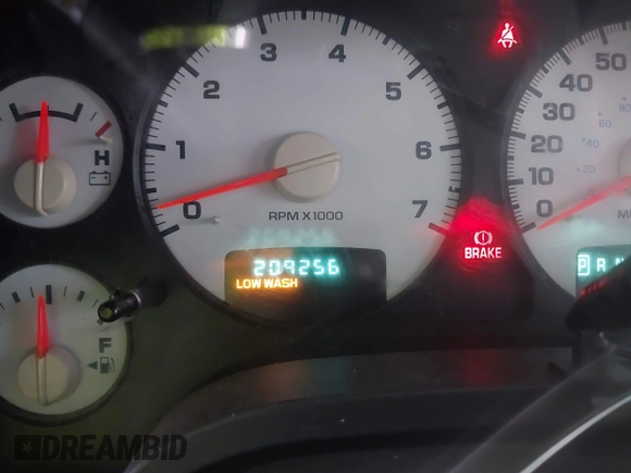 2004 Dodge 1500 SLT with VIN 1D7HA18N64J135561, listed as a IAAI auction lot 41724085 with 209,256 mi miles and . Bid and sale history available at DreamBid. Image 15.