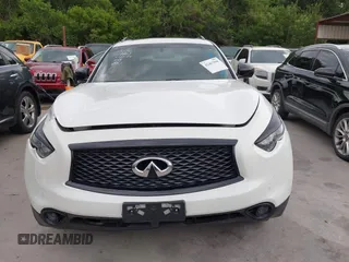 2016 Infiniti QX70 z VIN JN8CS1MU8GM671269, wystawiony jako IAAI lot #42467096 z przebiegiem 74 918 mil mil oraz . Historia ofert i sprzedaży dostępna na DreamBid. Obrazek 12.