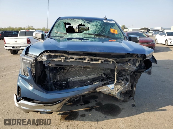 2024 GMC Sierra 1500 with VIN 1GTPHBE88RZ149430, listed as a Copart auction lot 83250124 with 33,092 mi miles and Salvage Title. Bid and sale history available at DreamBid. Image 5.
