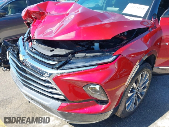 2025 Chevrolet Blazer Premier with VIN 3GNKBLR41SS117549, listed as a IAAI auction lot 42221848 with 4,264 mi miles and . Bid and sale history available at DreamBid. Image 17.
