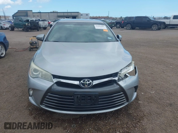 2015 Toyota Camry XLE with VIN 4T1BF1FK1FU475840, listed as a IAAI auction lot 41669607 with 104,881 mi miles. Bid and sale history available at carsss.com. Image 12.