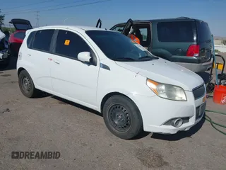 2011 Chevrolet Aveo 1LT с VIN KL1TD6DE5BB254795, выставлен на аукционе IAAI как лот 42756116 с пробегом Не указан миль и . История ставок и продаж доступна на DreamBid. Изображение 1.