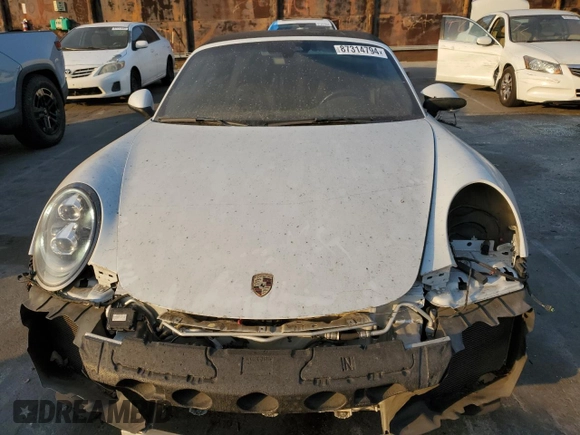 2018 Porsche 911 Carrera with VIN WP0CA2A90JS138436, listed as a Copart auction lot 87314794 with 43,945 mi miles and Salvage Title. Bid and sale history available at carsss.com. Image 5.
