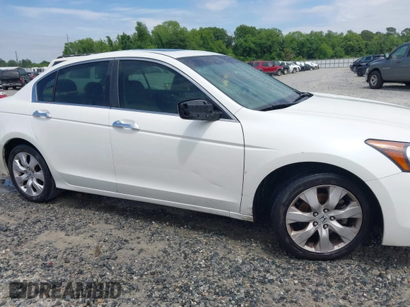 2010 Honda Accord EX-L z VIN 5KBCP3F82AB011531, wystawiony jako IAAI lot #42212438 z przebiegiem 144 105 mil mil oraz . Historia ofert i sprzedaży dostępna na DreamBid. Obrazek 6.