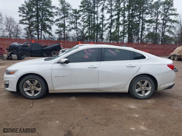 2020 Chevrolet Malibu LS with VIN 1G1ZC5ST0LF135072, listed as a IAAI auction lot 41578379 with 69,732 mi miles. Bid and sale history available at carsss.com. Image 14.