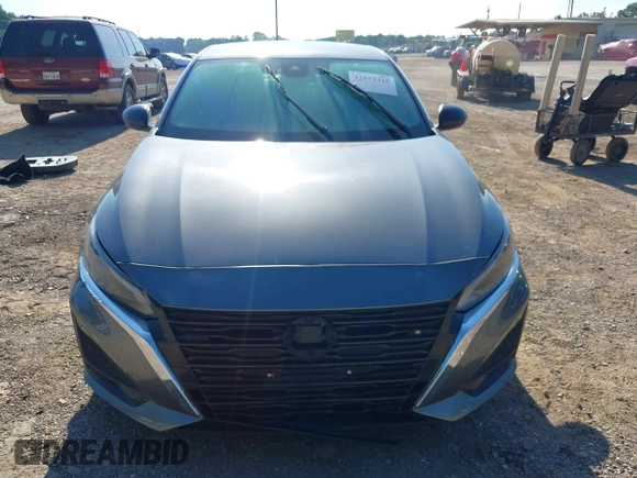 2024 Nissan Altima SV with VIN 1N4BL4DV4RN317704, listed as a IAAI auction lot 42573325 with Not provided miles and . Bid and sale history available at DreamBid. Image 6.