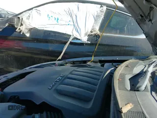 2013 Chrysler 200 Touring z VIN 1C3CCBBG4DN527370, wystawiony jako IAAI lot #43364588 z przebiegiem 188 576 mil mil oraz . Historia ofert i sprzedaży dostępna na DreamBid. Obrazek 13.