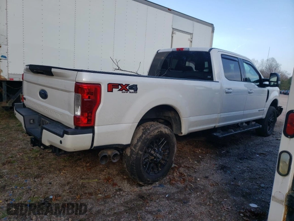 2019 Ford F-350 XL with VIN 1FT8W3BT6KEG01302, listed as a Copart auction lot 84645714 with 125,088 mi miles and Salvage title. Bid and sale history available at DreamBid. Image 3.