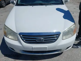 2008 Kia Spectra SX with VIN KNAFE121485566701, listed as a IAAI auction lot 41858114 with 175,020 mi miles. Bid and sale history available at carsss.com. Image 6.