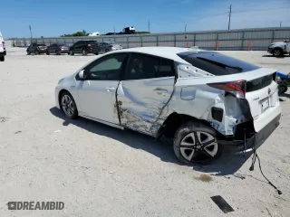 2018 Toyota Prius Two with VIN JTDKARFU1J3066044, listed as a Copart auction lot 50596365 with 25,232 mi miles and Salvage Title. Bid and sale history available at carsss.com. Image 2.